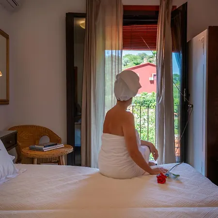 Rural La Casa De Hotel